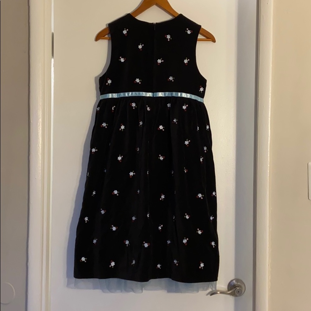 (RARELY WORN) Hanna Andersson Dress - Picture 2 of 8